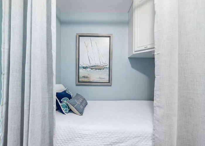 Holiday home Grand Caribbean East Poolside Palms Pensacola
