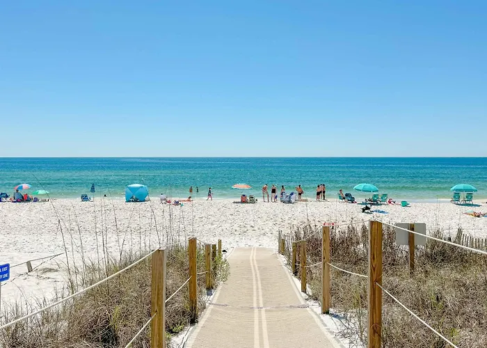 Grand Caribbean East Poolside Palms * Pensacola